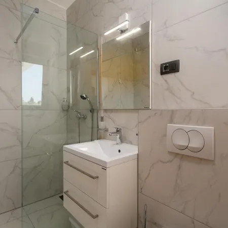 Tina With Pool * Savudrija