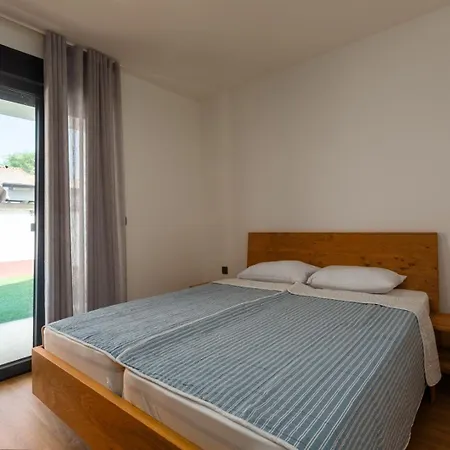 Vila Tina With Pool Savudrija
