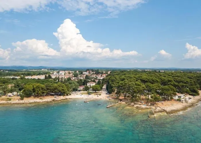 빌라 Tina With Pool *